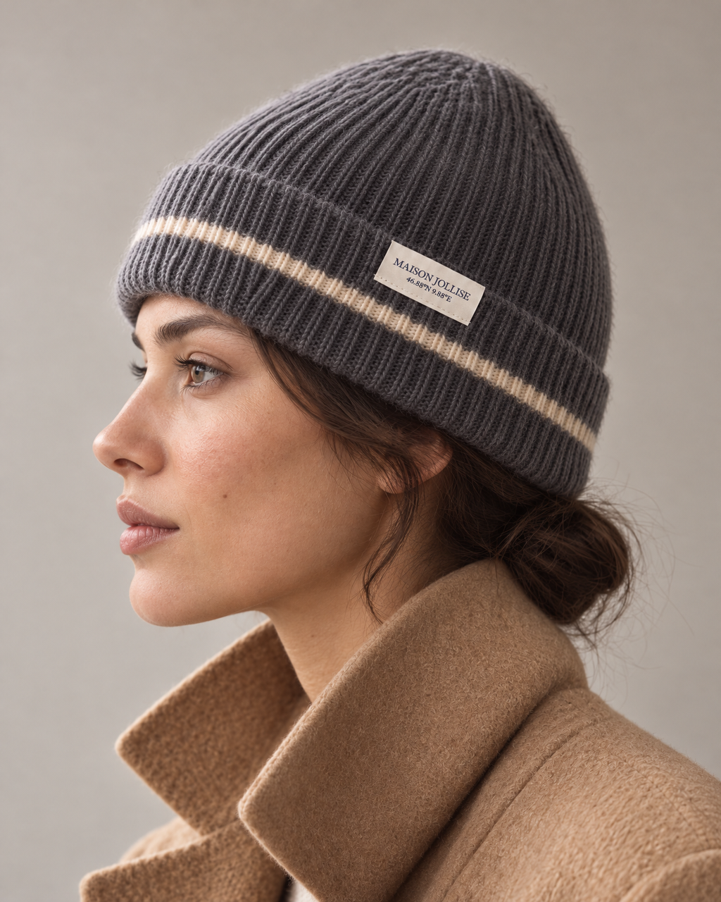 the snow line beanie in charcoal · klosters, in profile